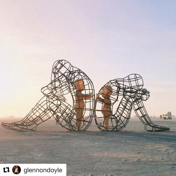 Meet your Posher, Lisa - Picture 1 of 1